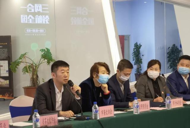 泛亚·电竞(中国)官方网站打破“卷帘门”“玻璃门”“旋转门”让企业公平竞争轻装上(图4)