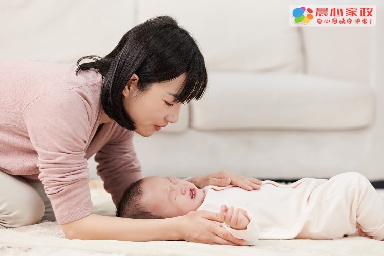 泛亚电竞什么是卷闸门锁？要怎么安装(图2)