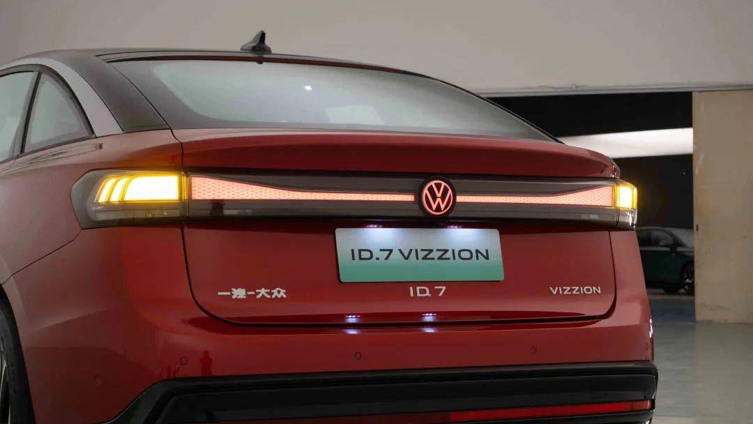 泛亚·电竞(中国)官方网站大众 ID7 VIZZION：之前的不足我来改(图12)