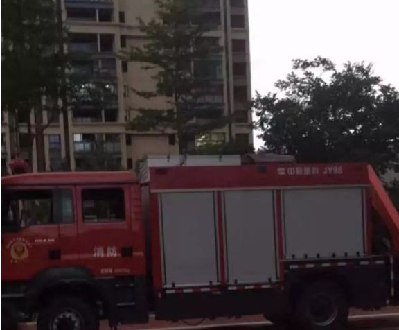 泛亚·电竞(中国)官方网站突发！福州一名五岁男童被卷入小区地库卷帘门！很遗憾没能