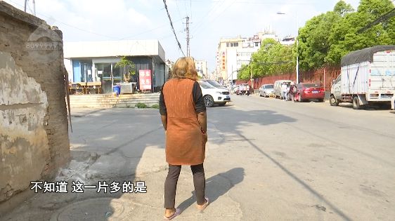 泛亚电竞路口的地锁谁装的？(图2)