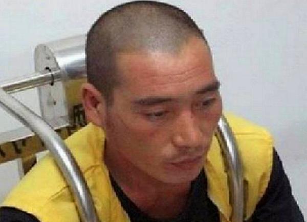 泛亚电竞佳木斯11起杀人案：凶手是一名16岁少年