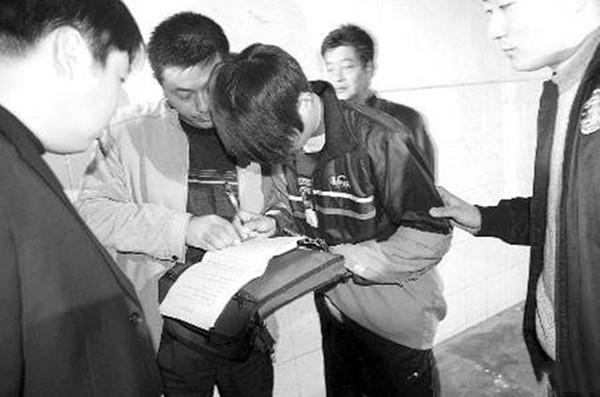 泛亚电竞佳木斯11起杀人案：凶手是一名16岁少年(图5)