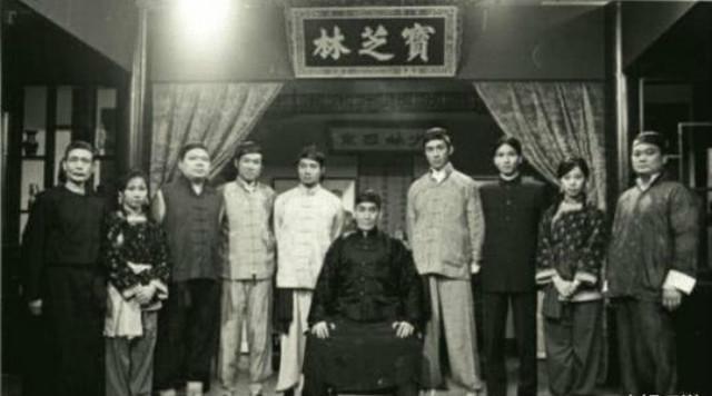 泛亚电竞“十三姨原型”莫桂兰19岁时嫁54岁黄飞鸿一生未育享年91岁(图3)