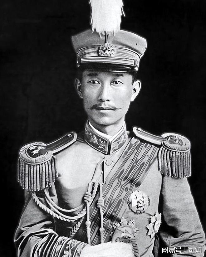 泛亚电竞蔡锷将军戎马一生的传奇故事(图2)