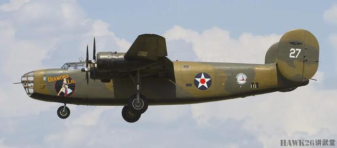 泛亚电竞85年前 B-24“解放者”原型机首飞 世界上生产量最大的重型轰炸机(图3)