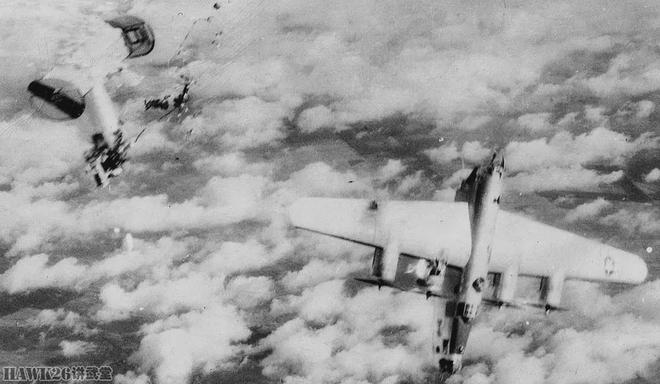 泛亚电竞85年前 B-24“解放者”原型机首飞 世界上生产量最大的重型轰炸机(图8)