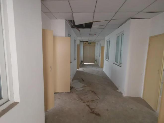 泛亚电竞观音桥惊现数栋鬼楼实地打探惊呆了意外发现观音桥要出新盘！(图19)