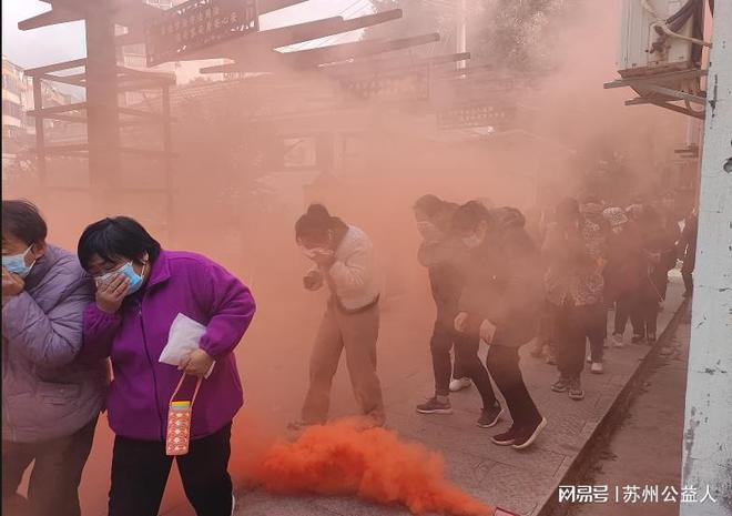 泛亚·电竞(中国)官方网站防患未燃 平安大龙---大龙社区消防安全主题活动