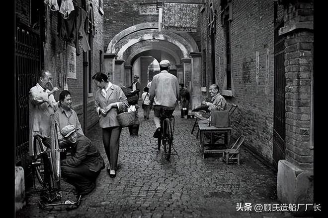 泛亚·电竞(中国)官方网站这家子老太婆很有钱！1981年上海徐汇区三家里入室抢劫(图4)