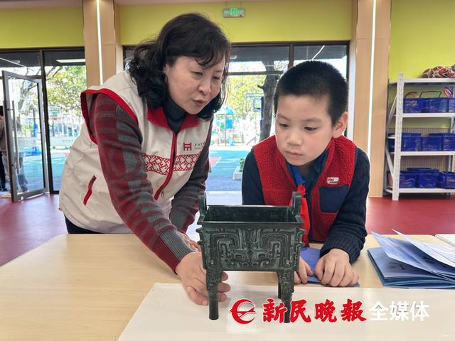 泛亚电竞古人的“黑科技”令人着迷！上博为青少年定制“文物里的中国智慧”展走进校园(图4)