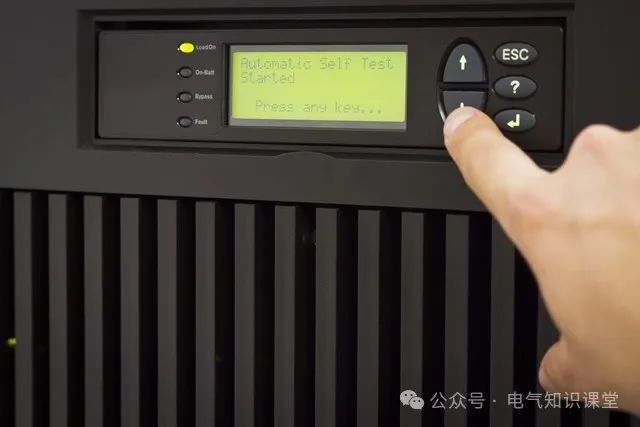 泛亚·电竞(中国)官方网站火灾自动报警、联动设备的配电要求和布线特点你了解多少？(图2)