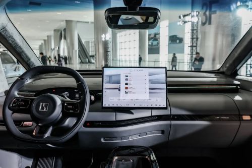 泛亚·电竞(中国)官方网站极氪智驾让打工人通勤更轻松车位到车位无缝衔接(图2)